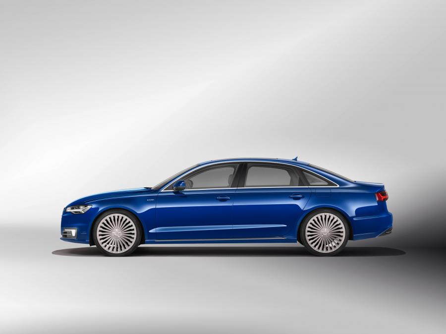  Audi A6 L 40 e-tron (4G, C7) 2016 года  (фото 3 из 32)